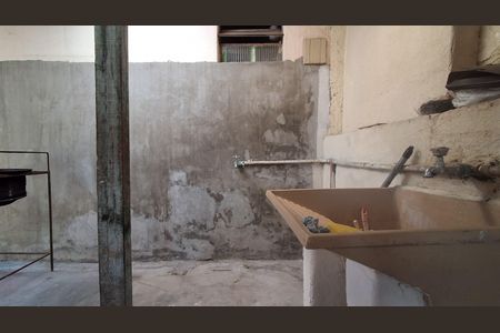 Área de Serviço de casa à venda com 2 quartos, 246m² em Vila Palmares, São Caetano do Sul