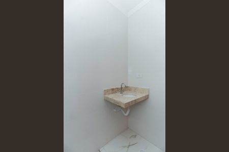 Apartamento à venda com 32m², 2 quartos e sem vaga Apartamento à venda com 32m², 2 quartos e sem vagaBanheiro