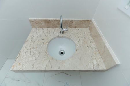 Apartamento à venda com 32m², 2 quartos e sem vaga Apartamento à venda com 32m², 2 quartos e sem vagaBanheiro