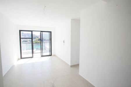 Apartamento para alugar com 2 quartos, 61m² em Taquara, Rio de Janeiro