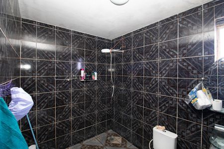 Casa à venda com 249m², 4 quartos e 5 vagas Casa à venda com 249m², 4 quartos e 5 vagasBanheiro Social