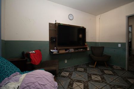 Casa à venda com 249m², 4 quartos e 5 vagas Casa à venda com 249m², 4 quartos e 5 vagasSala