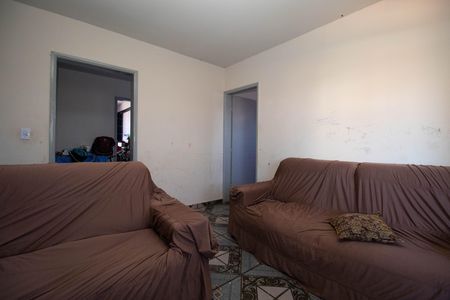 Casa à venda com 249m², 4 quartos e 5 vagas Casa à venda com 249m², 4 quartos e 5 vagasSala