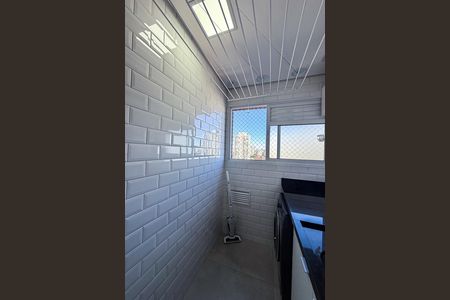 Apartamento à venda com 71m², 2 quartos e 1 vaga Apartamento à venda com 71m², 2 quartos e 1 vagaÁrea de Serviço