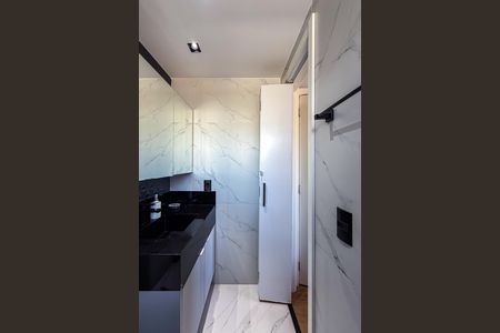 Apartamento à venda com 71m², 2 quartos e 1 vaga Apartamento à venda com 71m², 2 quartos e 1 vagaBanheiro da Suíte