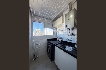 Apartamento à venda com 71m², 2 quartos e 1 vaga Apartamento à venda com 71m², 2 quartos e 1 vagaÁrea de Serviço