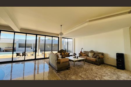 Casa à venda com 5 quartos, 900m² em Parque Alto Taquaral, Campinas