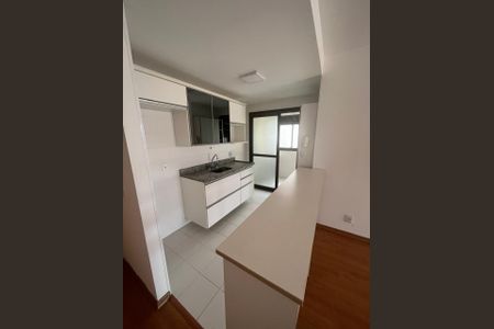 Apartamento para alugar com 69m², 2 quartos e sem vaga