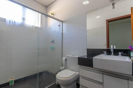 Casa à venda com 291m², 4 quartos e 3 vagas
