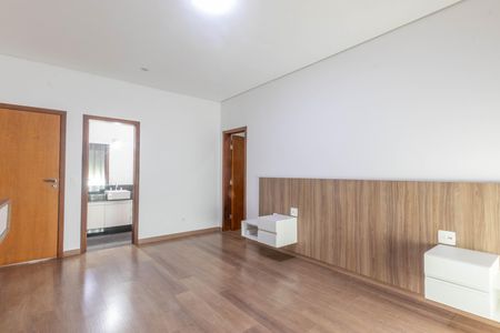 Casa à venda com 291m², 4 quartos e 3 vagas