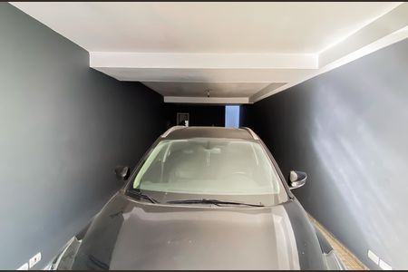 Garagem  de casa à venda com 2 quartos, 125m² em Vila Ré, São Paulo