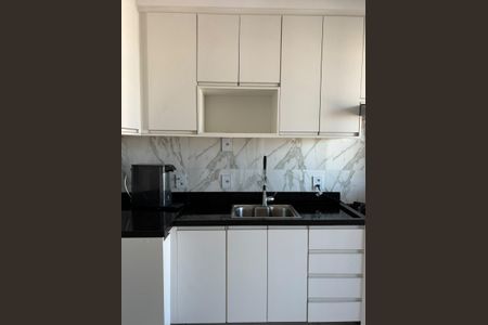 Cozinha de apartamento à venda com 2 quartos, 47m² em Padroeira, Osasco