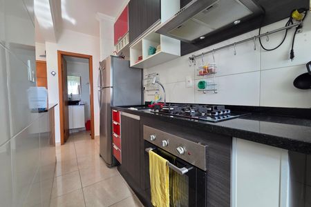 Cozinha de apartamento para alugar com 1 quarto, 45m² em Vila Caiçara, Praia Grande