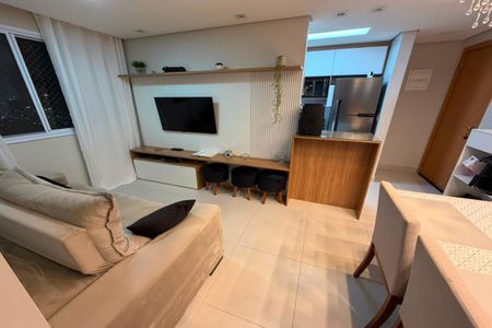 Apartamento à venda com 43m², 2 quartos e 1 vaga Apartamento à venda com 43m², 2 quartos e 1 vagaSala