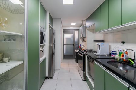Apartamento à venda com 110m², 3 quartos e 2 vagas Apartamento à venda com 110m², 3 quartos e 2 vagasCozinha