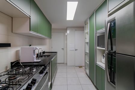 Apartamento à venda com 110m², 3 quartos e 2 vagas Apartamento à venda com 110m², 3 quartos e 2 vagasCozinha