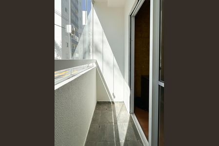 Sacada de apartamento à venda com 2 quartos, 56m² em Bairro dos Casa, São Bernardo do Campo