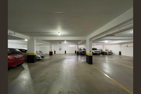 Apartamento para alugar com 64m², 2 quartos e 2 vagas