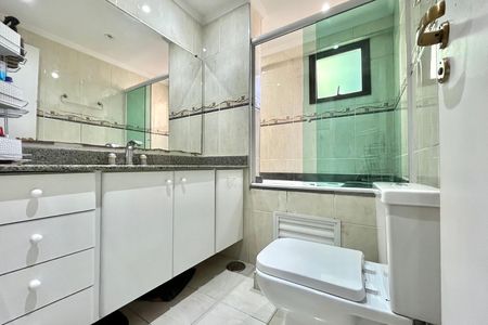 Apartamento para alugar com 102m², 3 quartos e 2 vagas Apartamento para alugar com 102m², 3 quartos e 2 vagasBanheiro da Suíte