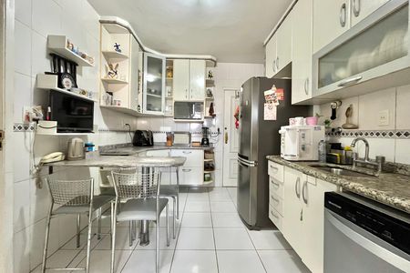 Apartamento para alugar com 102m², 3 quartos e 2 vagas Apartamento para alugar com 102m², 3 quartos e 2 vagasCozinha