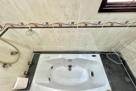 Apartamento para alugar com 102m², 3 quartos e 2 vagas Apartamento para alugar com 102m², 3 quartos e 2 vagasBanheiro da Suíte