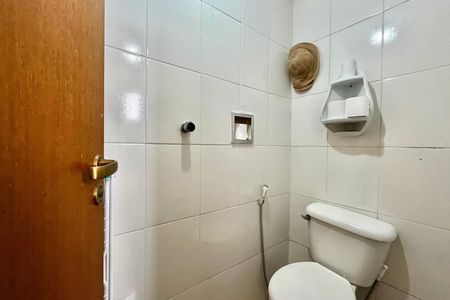 Apartamento para alugar com 102m², 3 quartos e 2 vagas Apartamento para alugar com 102m², 3 quartos e 2 vagasBanheiro de serviço