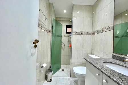 Apartamento para alugar com 102m², 3 quartos e 2 vagas Apartamento para alugar com 102m², 3 quartos e 2 vagasBanheiro Corredor