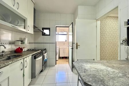 Apartamento para alugar com 102m², 3 quartos e 2 vagas Apartamento para alugar com 102m², 3 quartos e 2 vagasCozinha