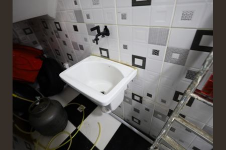 Área de Serviço de casa para alugar com 1 quarto, 60m² em Rochdale, Osasco