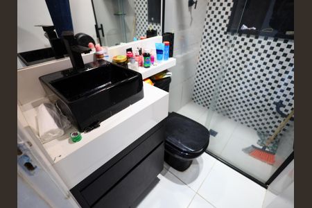 Banheiro 2 de casa para alugar com 1 quarto, 60m² em Rochdale, Osasco