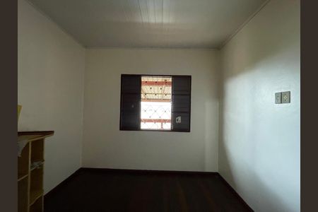 Casa à venda com 150m², 6 quartos e 2 vagas