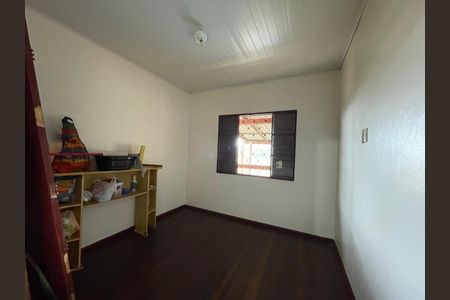 Casa à venda com 150m², 6 quartos e 2 vagas