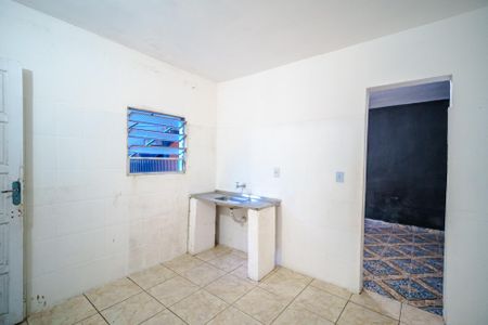 Cozinha de kitnet/studio para alugar com 1 quarto, 35m² em Jardim Paulo Vi, São Paulo