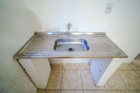 Cozinha de kitnet/studio para alugar com 1 quarto, 35m² em Jardim Paulo Vi, São Paulo
