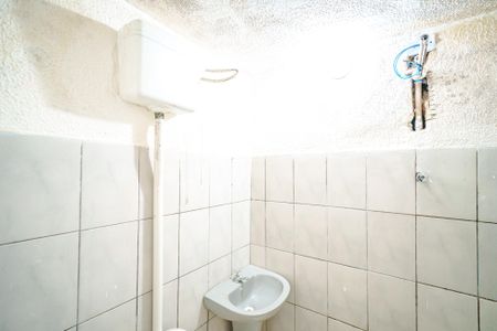 Banheiro de kitnet/studio para alugar com 1 quarto, 35m² em Jardim Paulo Vi, São Paulo