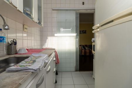 Cozinha de apartamento à venda com 3 quartos, 67m² em Itapoã, Belo Horizonte