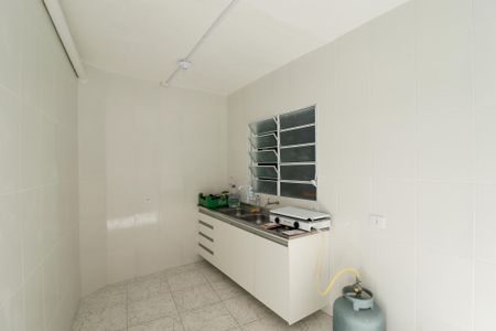 Casa para alugar com 6 quartos, 350m² em Jardim das Laranjeiras, São Paulo