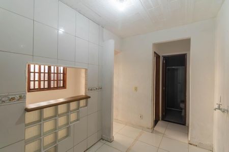 Cozinha e Área de Serviço de casa para alugar com 1 quarto, 32m² em Tribobó, São Gonçalo