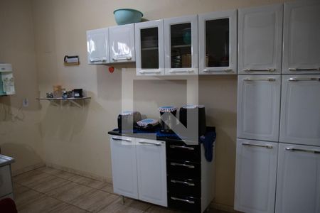 Casa à venda com 240m², 3 quartos e 2 vagas Casa à venda com 240m², 3 quartos e 2 vagasCozinha 03