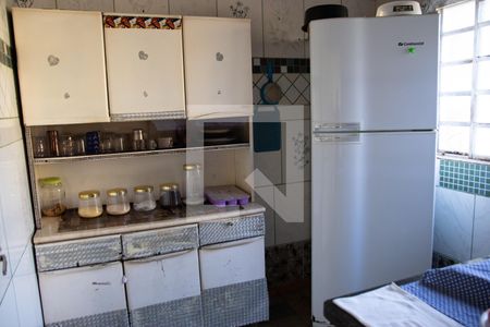 Casa à venda com 240m², 3 quartos e 2 vagas Casa à venda com 240m², 3 quartos e 2 vagasCozinha 02