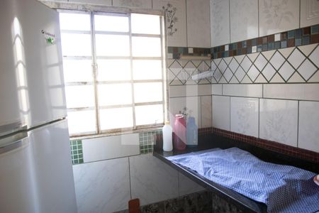Casa à venda com 240m², 3 quartos e 2 vagas Casa à venda com 240m², 3 quartos e 2 vagasCozinha 02