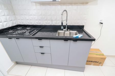 Apartamento para alugar com 32m², 2 quartos e sem vaga Apartamento para alugar com 32m², 2 quartos e sem vagaSala/Cozinha