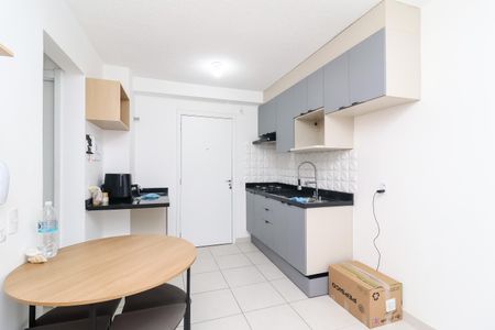 Apartamento para alugar com 32m², 2 quartos e sem vaga Apartamento para alugar com 32m², 2 quartos e sem vagaSala/Cozinha