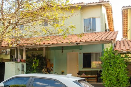 Fachada  de casa de condomínio à venda com 3 quartos, 78m² em Setor Marechal Rondon, Goiânia