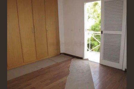 Casa para alugar com 4 quartos, 300m² em Jardim Cordeiro, São Paulo