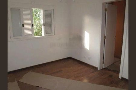 Casa para alugar com 4 quartos, 300m² em Jardim Cordeiro, São Paulo