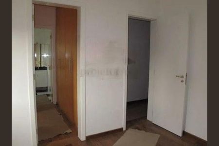 Casa para alugar com 4 quartos, 300m² em Jardim Cordeiro, São Paulo