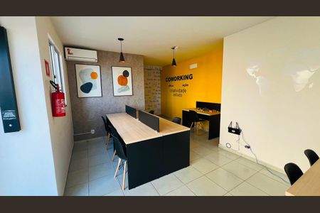 Apartamento para alugar com 47m², 2 quartos e sem vaga Apartamento para alugar com 47m², 2 quartos e sem vagaCoworking