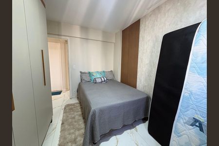 Quarto 1 de apartamento para alugar com 3 quartos, 77m² em Setor Bueno, Goiânia