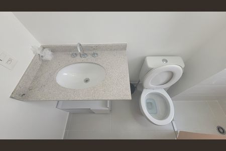 Studio para alugar com 29m², 1 quarto e sem vaga Studio para alugar com 29m², 1 quarto e sem vagaBanheiro